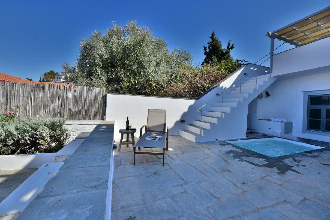 Villa Loukia هيدرا المظهر الخارجي الصورة